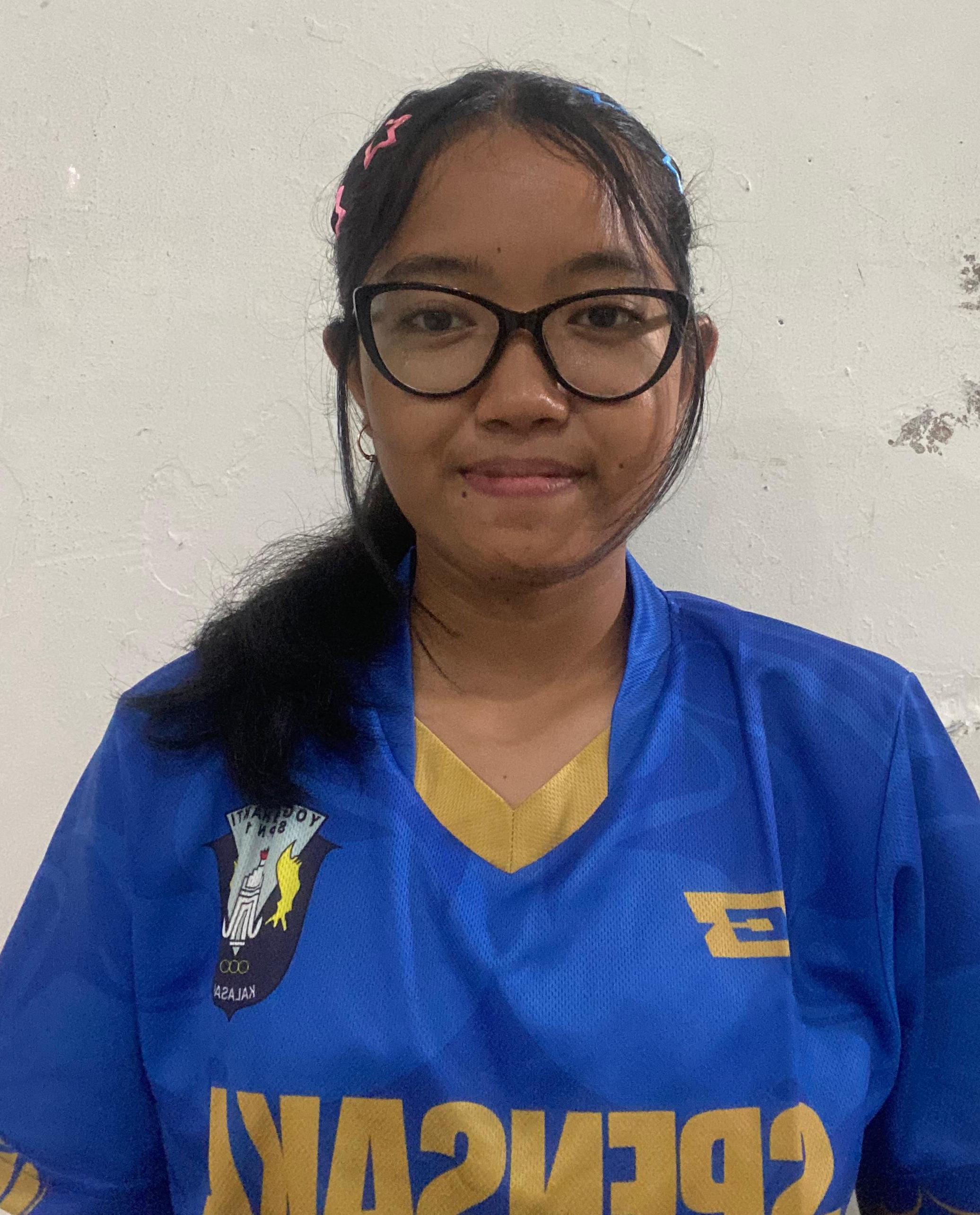 Azra Charis Anandita